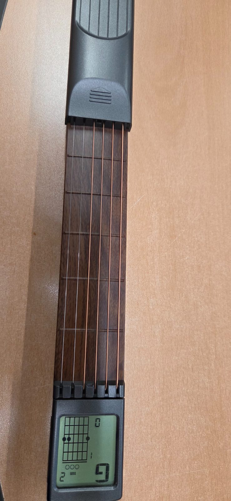 휴대용 기타 코드 연습기